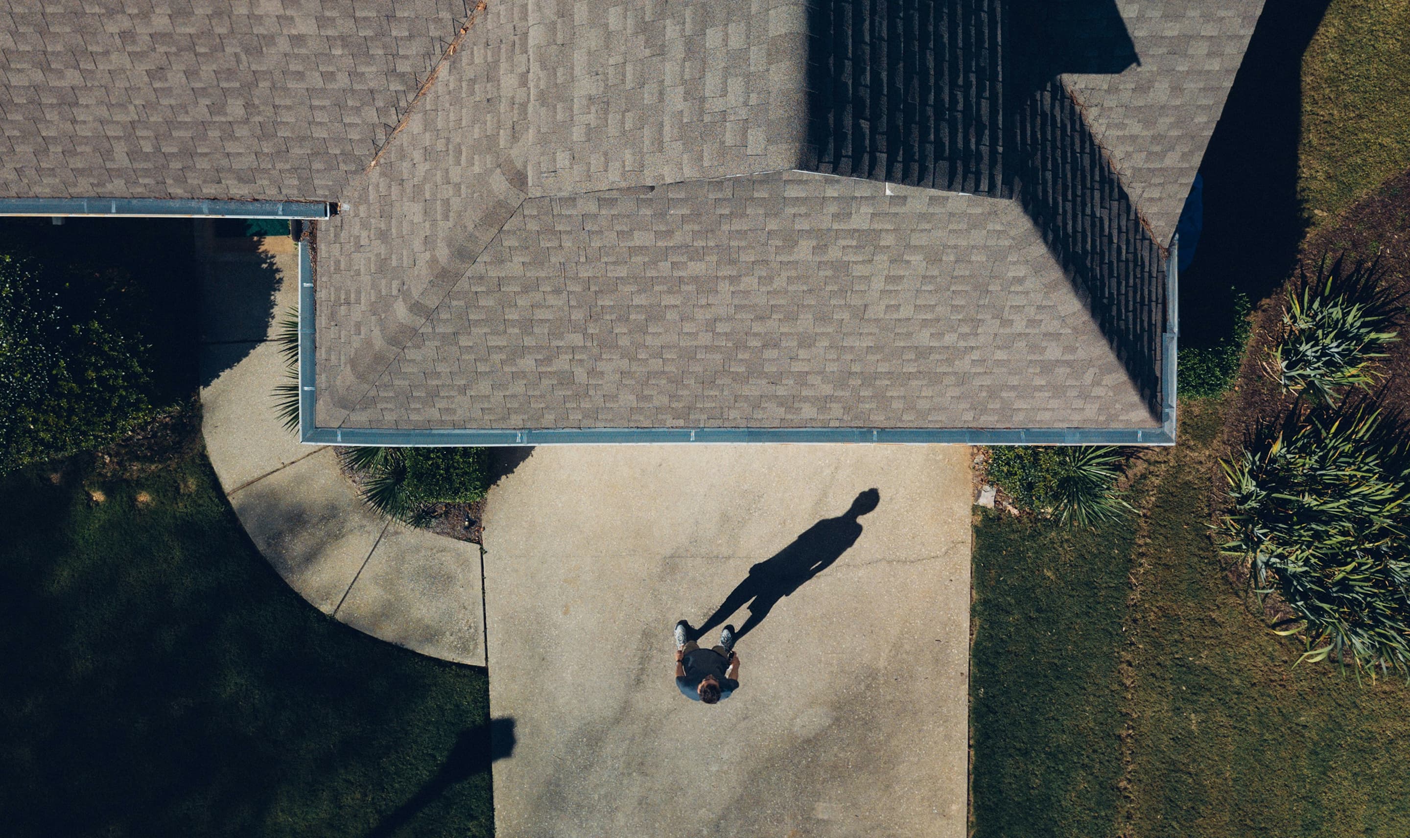 Gutter repair service